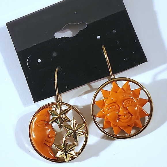 Sun and Moon Earrings by Francesca Visgonti - Picture 1 of 8